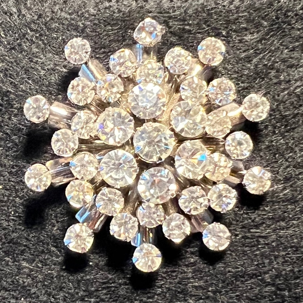 Vintage Starburst Rhinestone Brooch